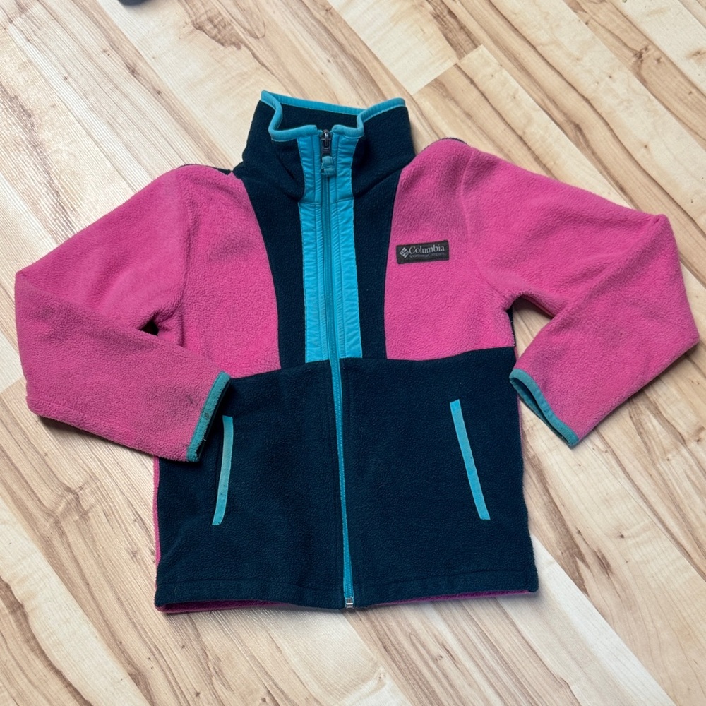 Columbia Charcoal Gray Fleece Jacket with Tan Label